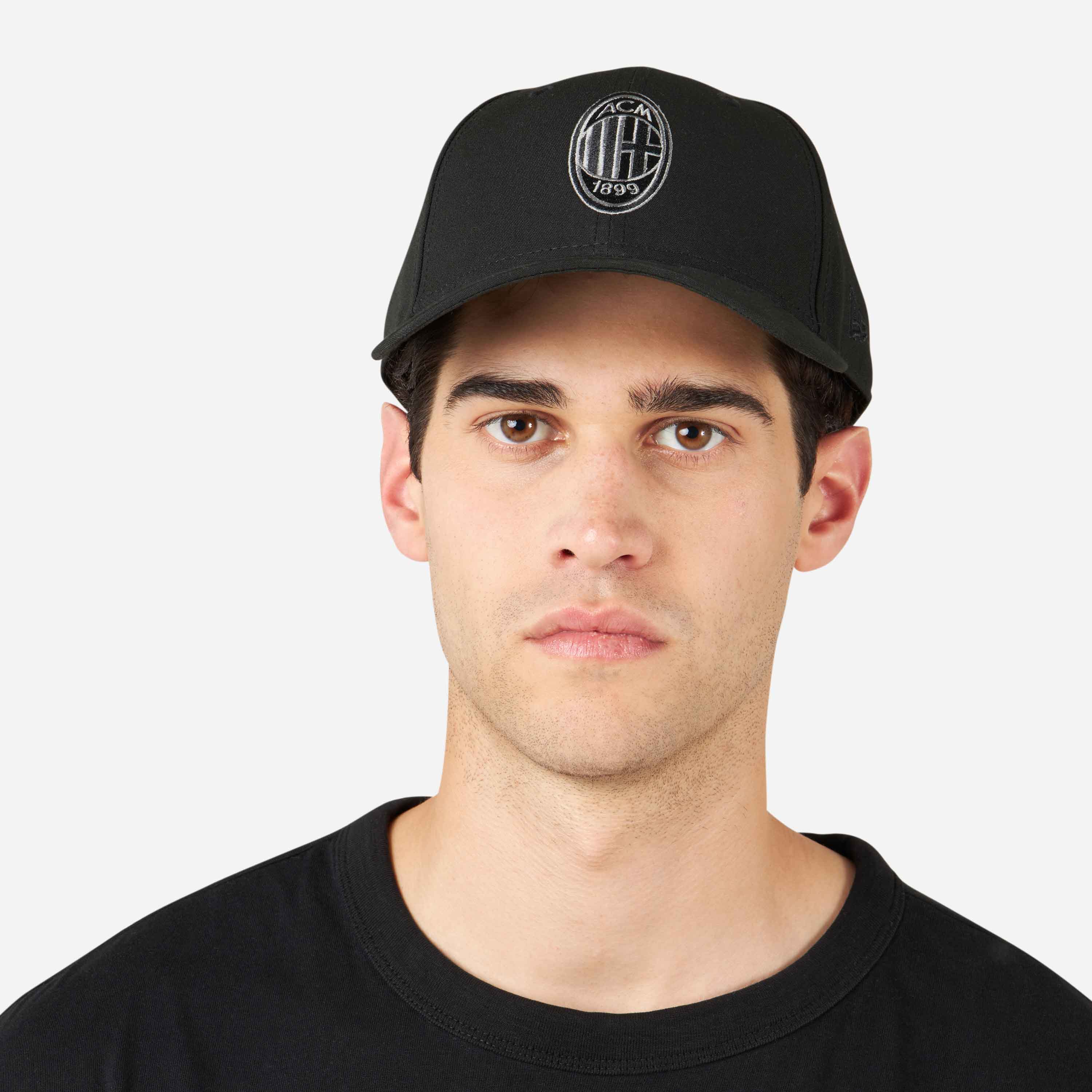 CAPPELLINO 9FORTY® NEW ERA X AC MILAN CON LOGO
