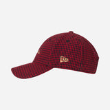 9FORTY NEW ERA X AC MILAN RED AND BLACK CAP WITH GOLD EMBROIDERY