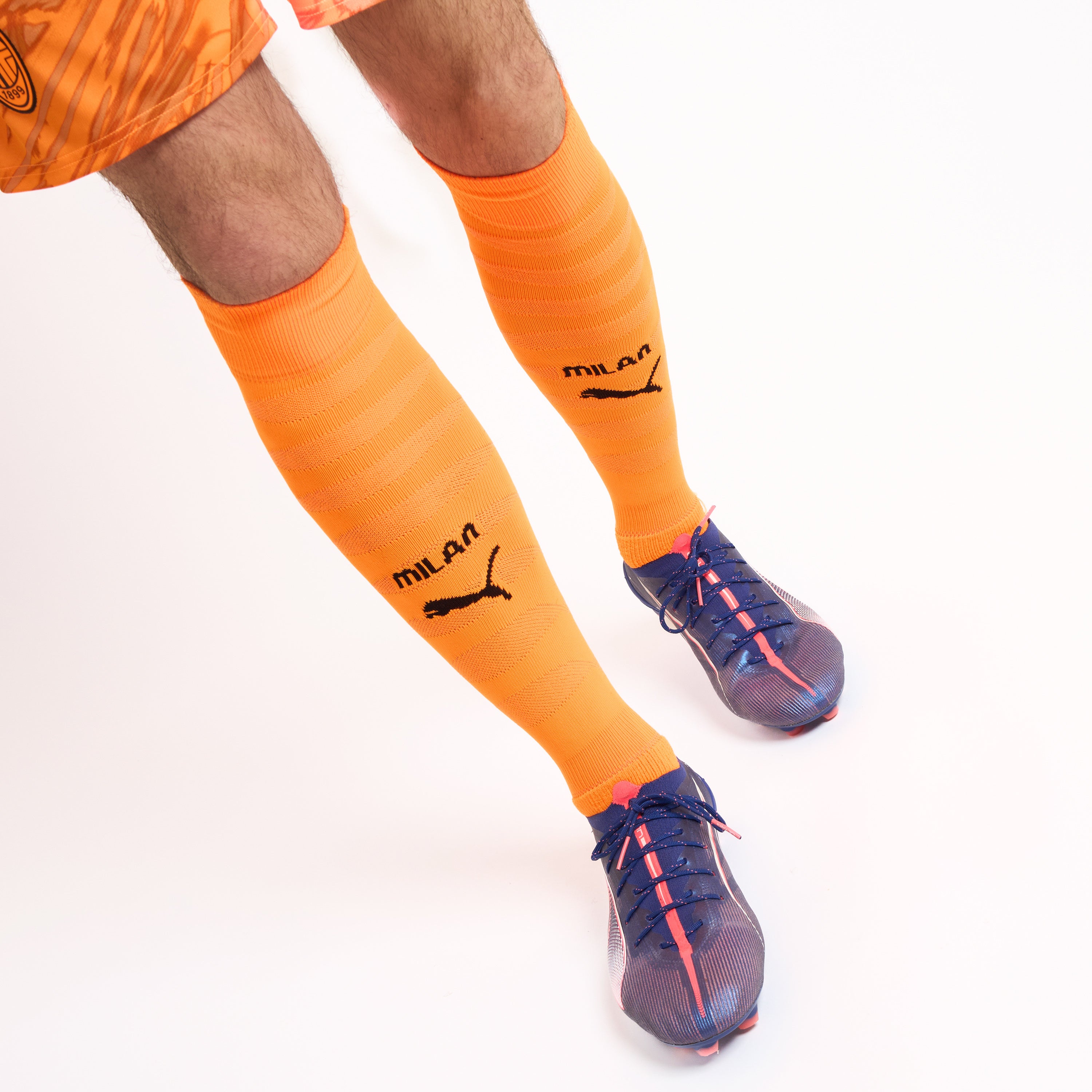 MILAN AWAY 2025/26 GOALKEEPER SOCKS
