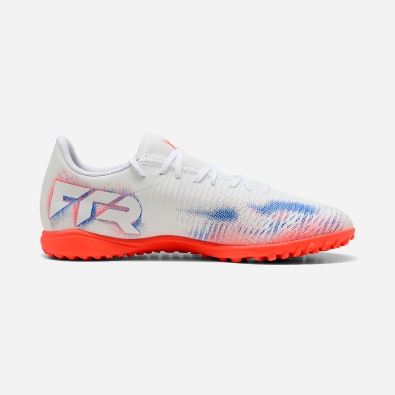 PUMA FUTURE 8 PLAY TT FOOTBALL BOOTS