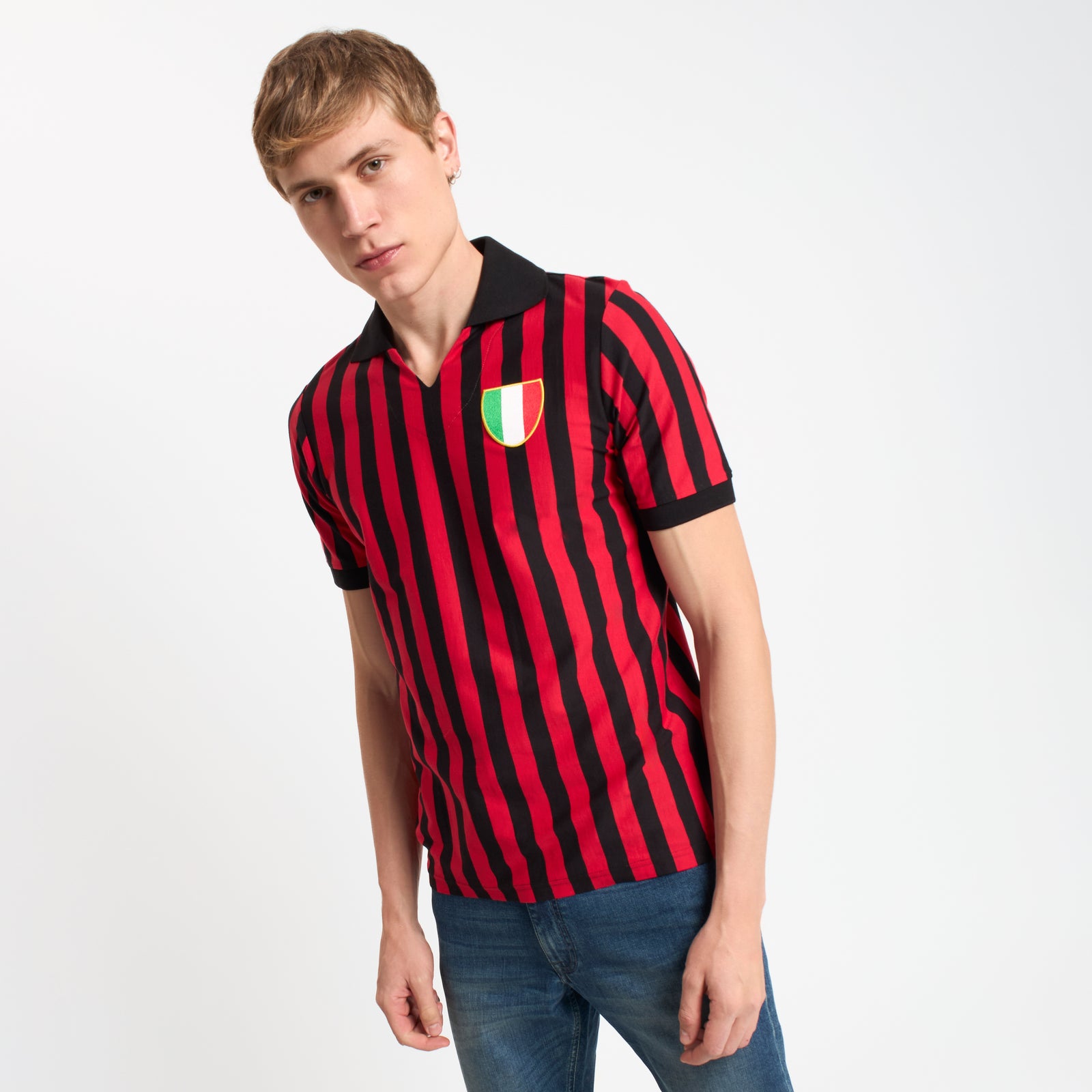 AC ミラン　OLD HOME JERSEY (Made in ITALY) Vintage 13-14 AC Milan Home Shirt - Kaká #22 Short Sleeve | eBay