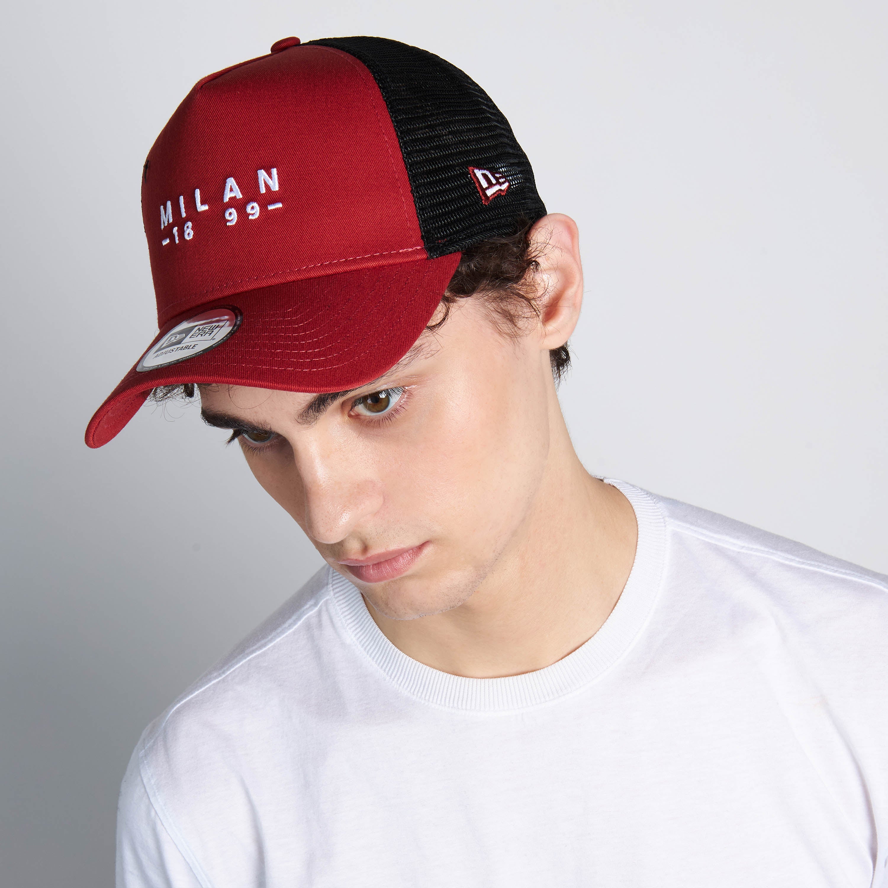 NEW ERA X AC MILAN TRUCKER CAP WITH 'AC MILAN'