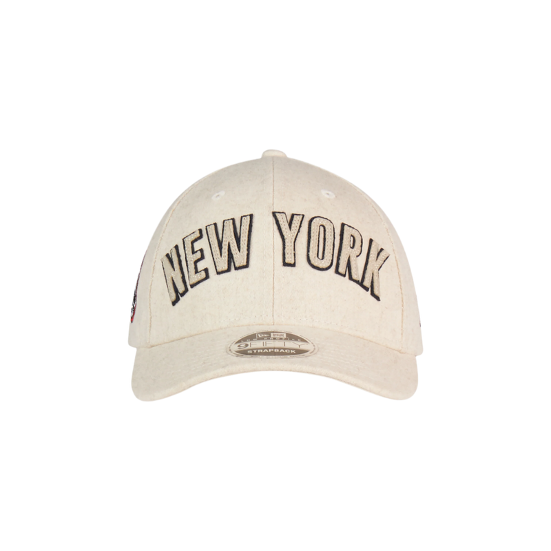 AC Milan x NY Yankees x New Era - CAPPELLINO 9FIFTY® CON SCRITTA NEW YORK