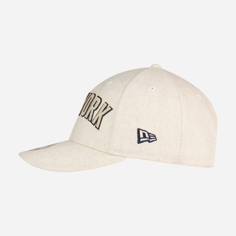 AC Milan x NY Yankees x New Era - CAPPELLINO 9FIFTY® CON SCRITTA NEW YORK