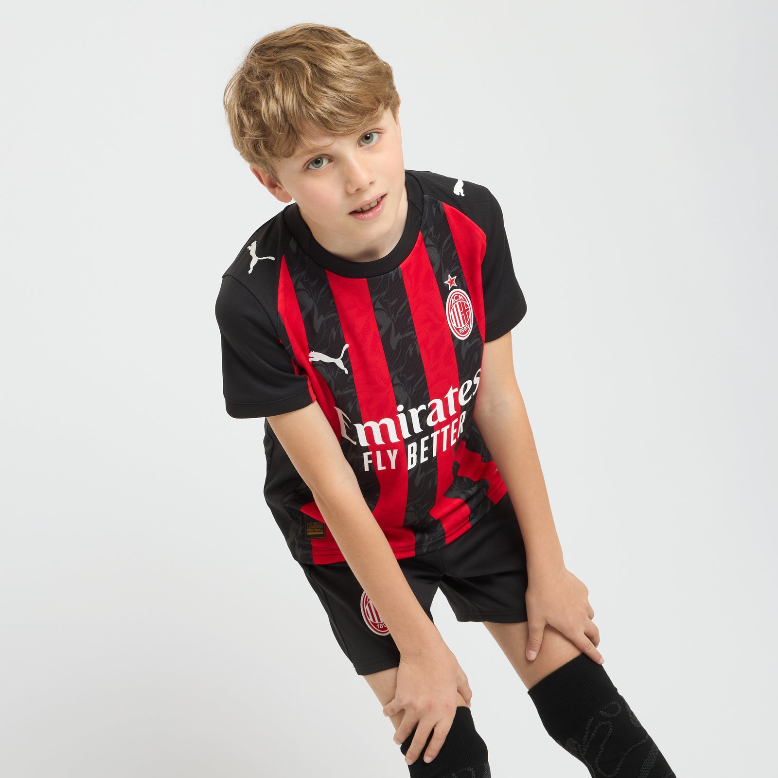 MILAN HOME 2025/26 KIDS' JERSEY | AC Milan Store