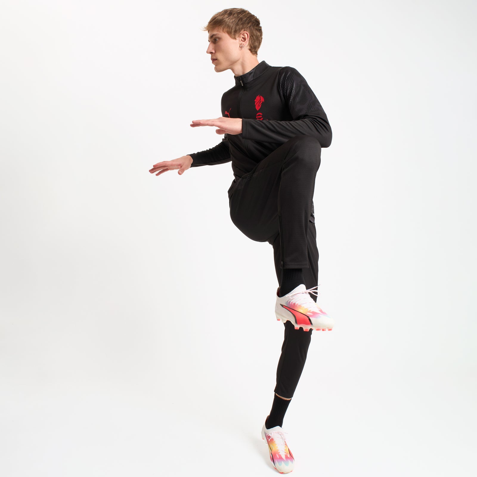 MILAN TRAINING 2025/26 BLACK JACKET WITH ZIPPER AND POCKETS | AC