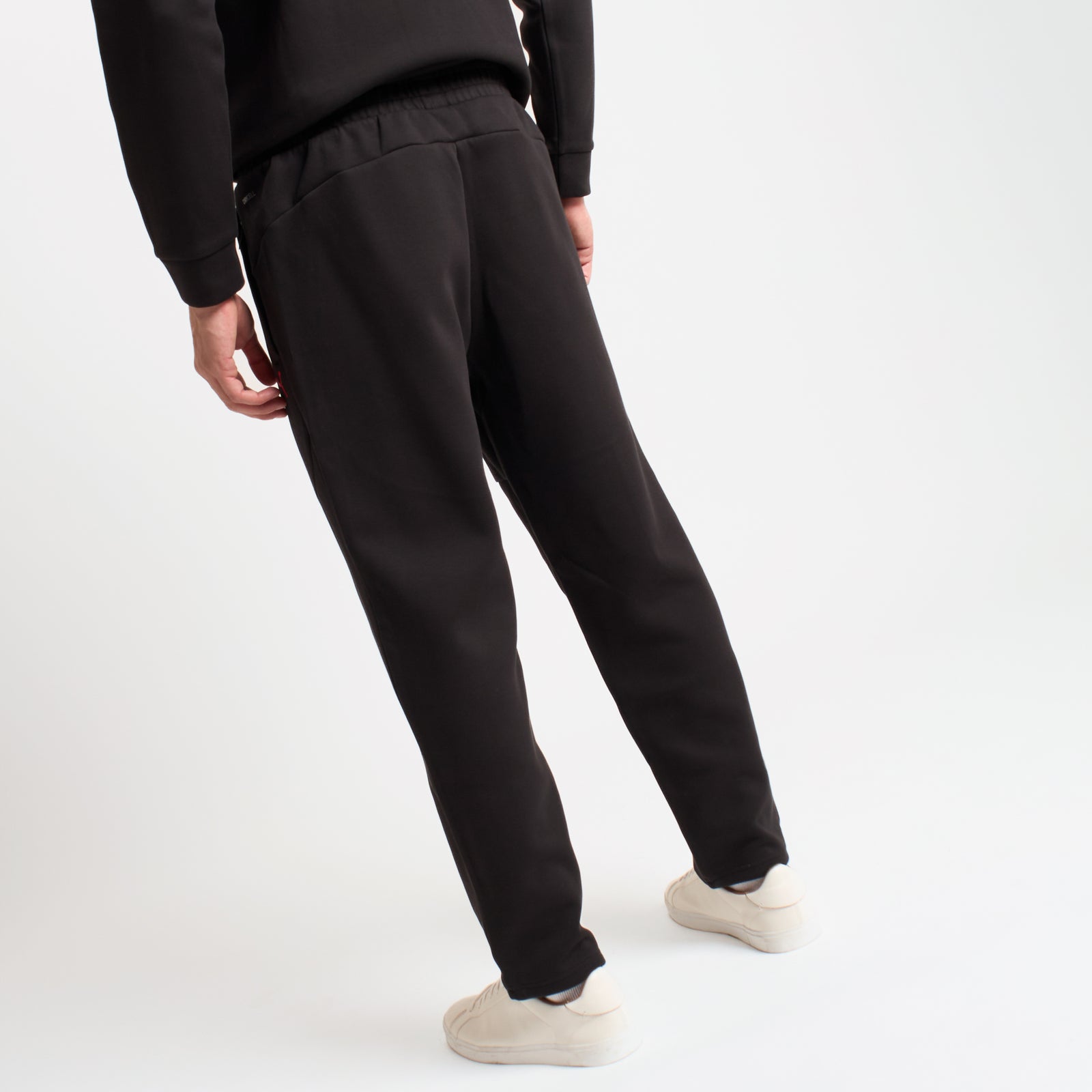MILAN PUMATECH 2025/26 BLACK PANTS WITH POCKETS | AC Milan Store