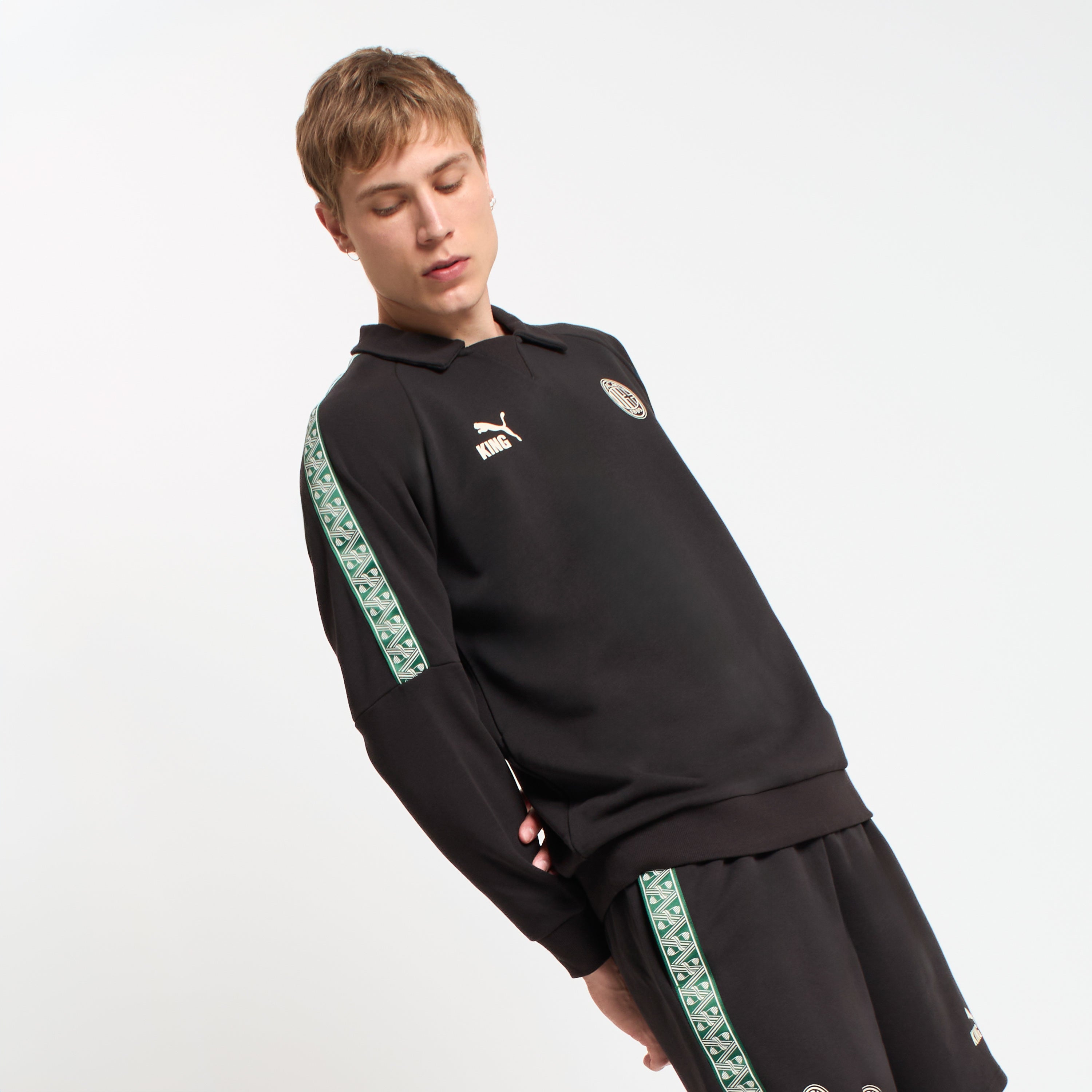 AC MILAN BLACK SWEATSHIRT KING COLLECTION