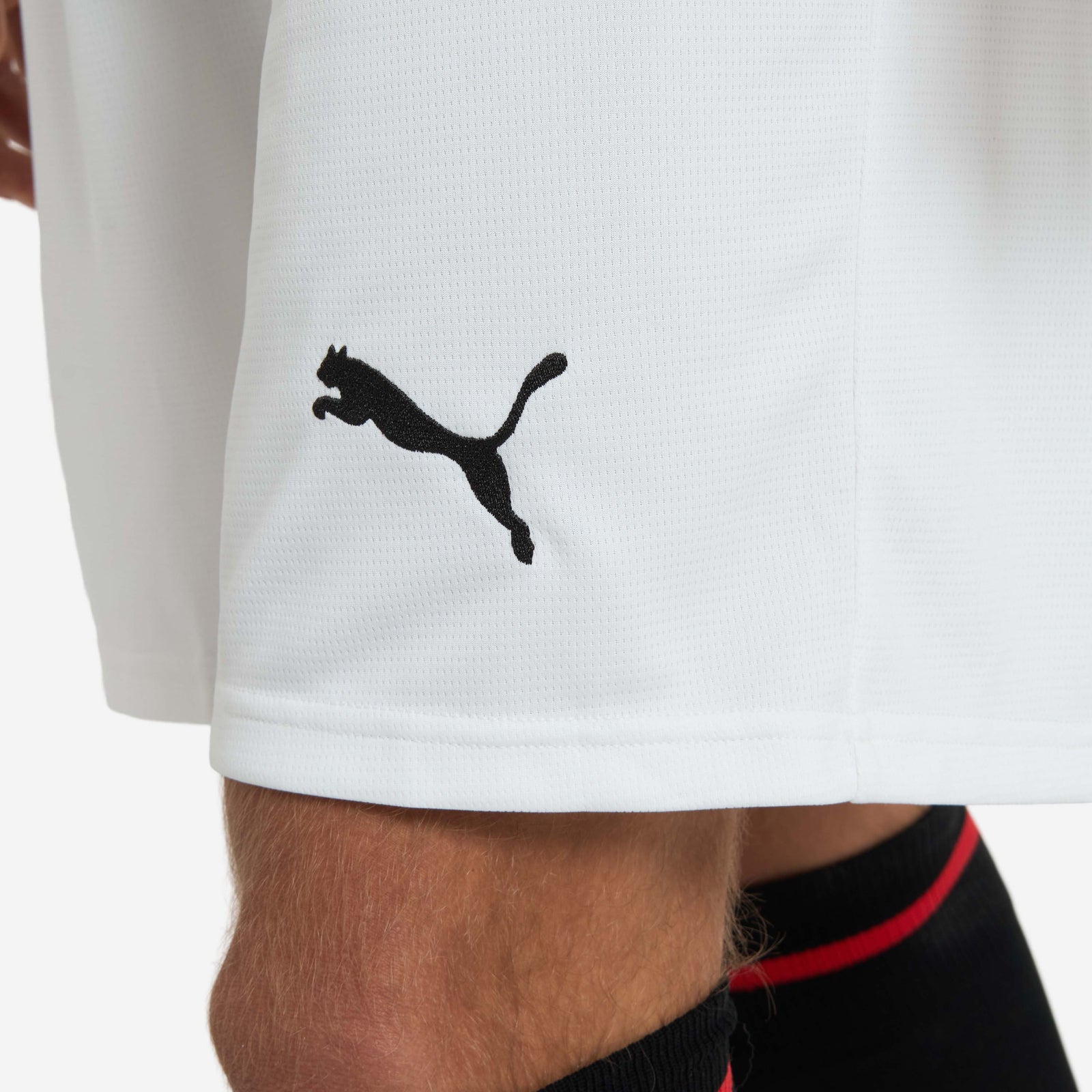 MILAN HOME 2026/27 WHITE SHORTS | AC Milan Store