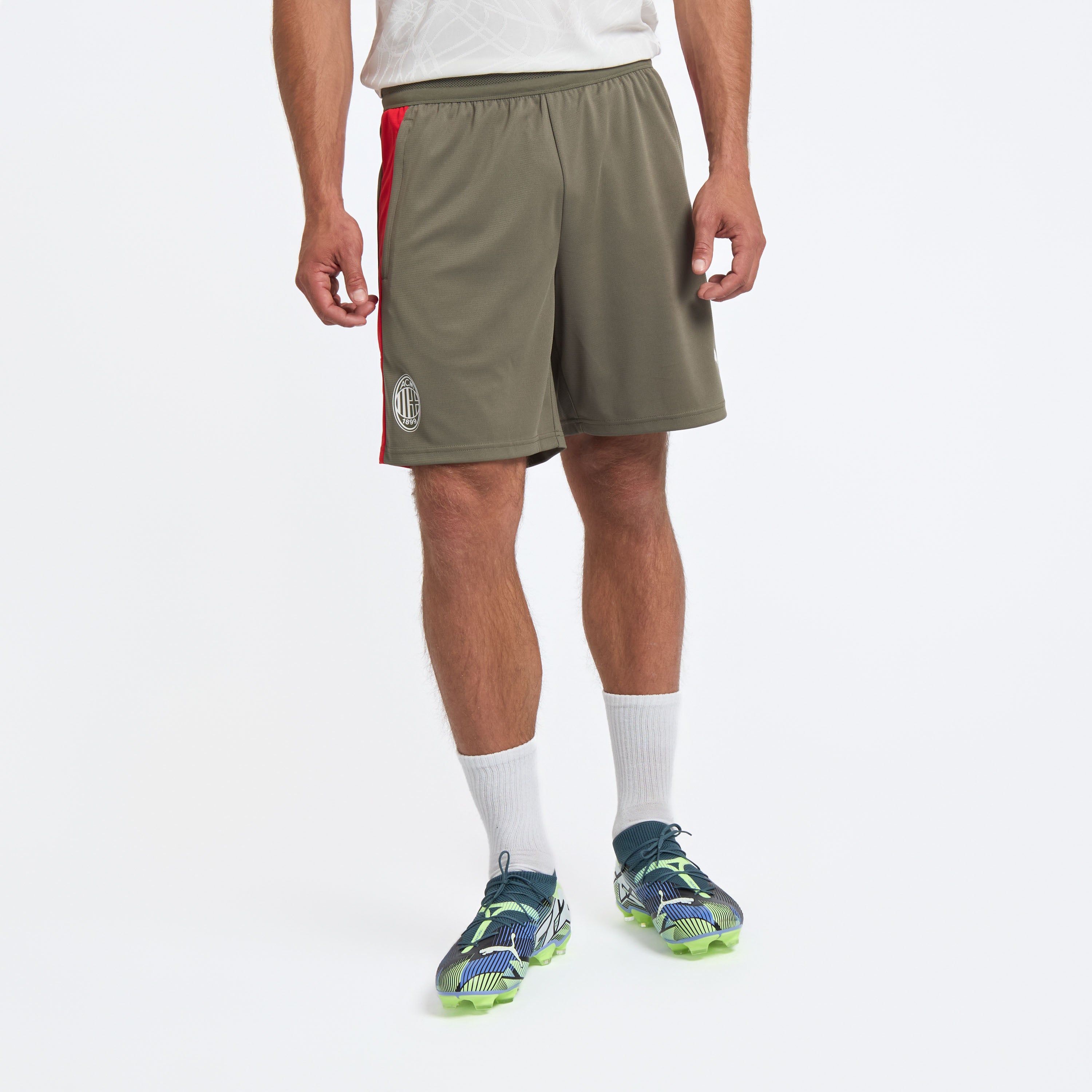 MILAN TRAINING 2026/27 GREEN SHORTS