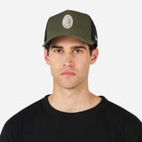 CAPPELLINO TRUCKER NEW ERA X AC MILAN CON LOGO